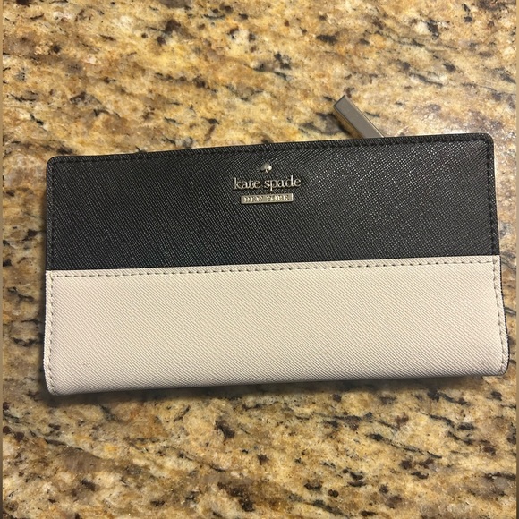 Kate spade wallet black beige - Picture 1 of 3